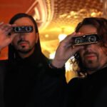 Петро Чорний у новому кліпі показав відомих дизайнерів Петро Чорний у новому кліпі показав відомих дизайнерів