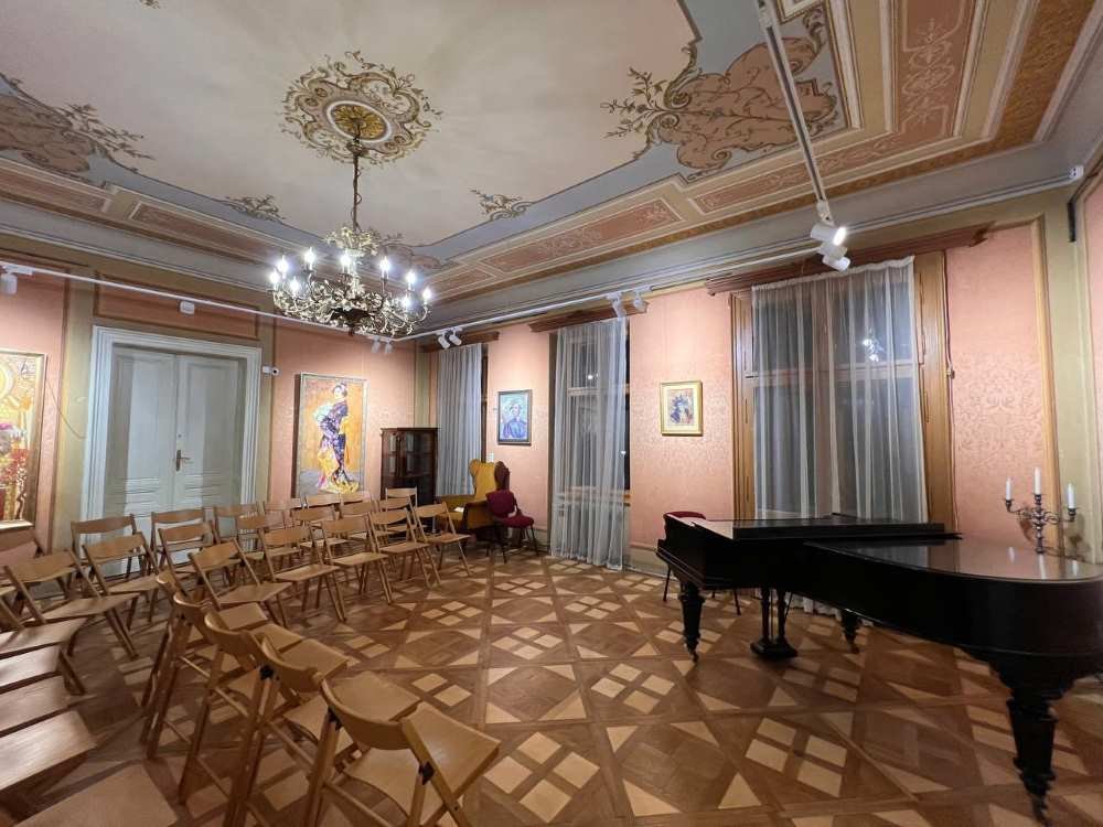 Львівський Музей Соломії Крушельницької оцифровує свою унікальну спадщину