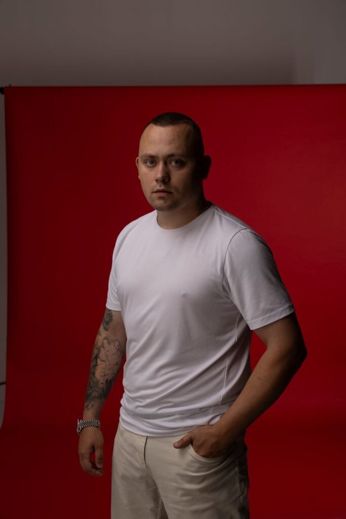 Відомий інфлюенсер THE OLEG презентує дебютний трек «Мила не плач» - підтримка для кожної дівчини