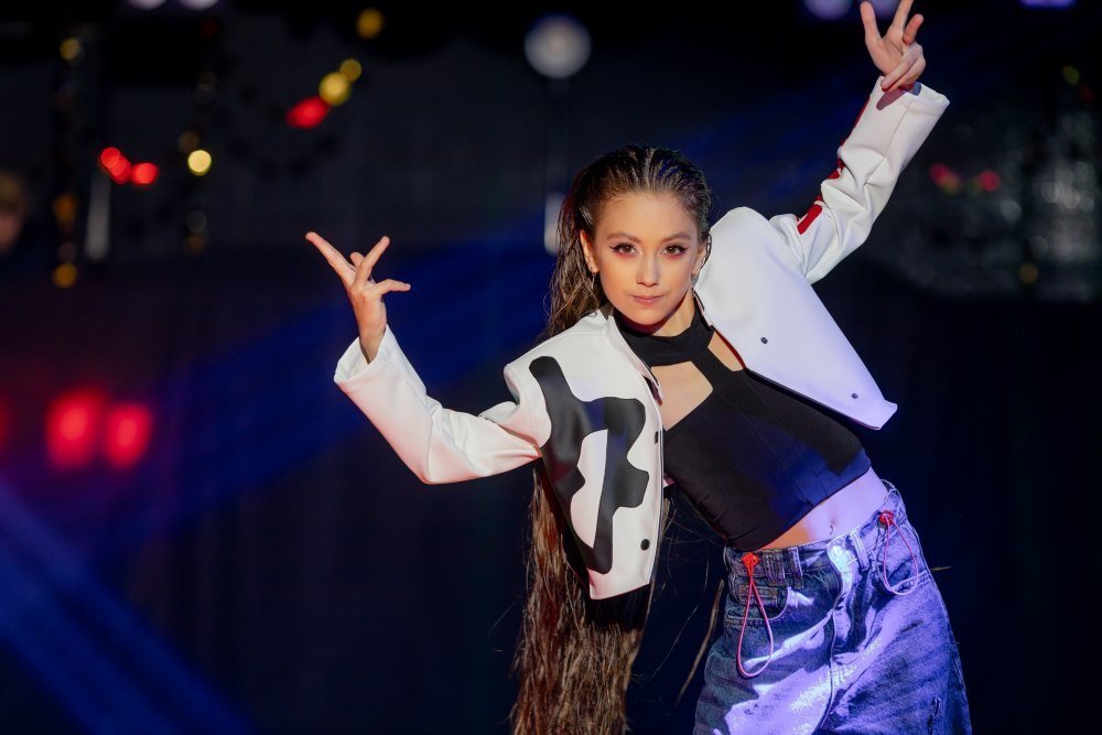 Співачка з Івано-Франківська DEMI випустила новий кліп «Bad Boy»