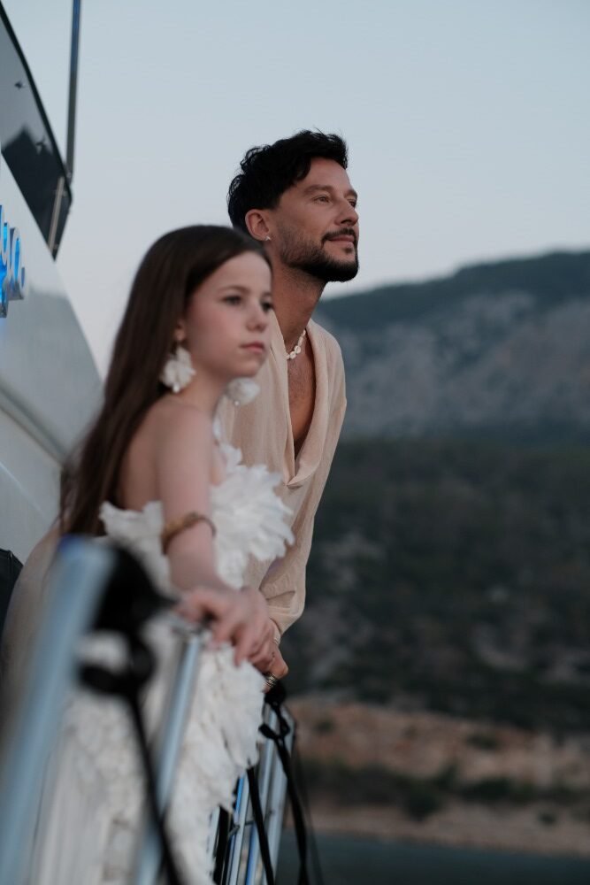 Танець двох світів: SERAFÝN і ALBINA екранізували пісню «Шлях»