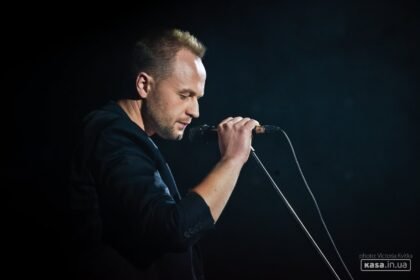 “Вона не знає молитви”: вражаюча історія кохання у новому кліпі Павла Табакова