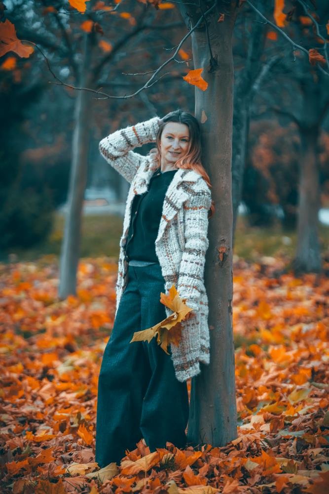 Осінь, що зцілює: внутрішня опора, турбота про себе та жіночий баланс в образі Юлії Троцько  (“Осінь у стилі”)