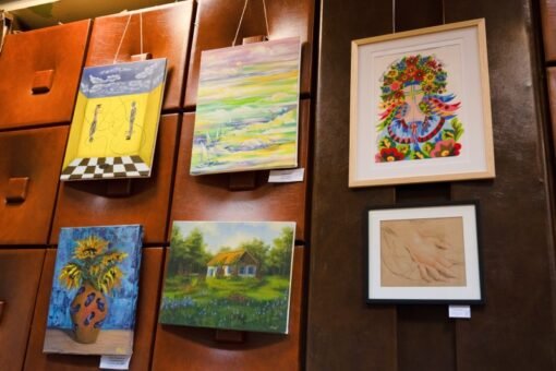 Міжкультурний діалог у дії: презентовано українсько-азербайджанську виставку живопису, дизайну та моди в Києві “Калейдоскоп кольорів”