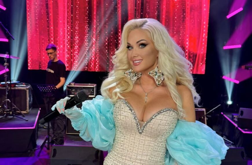 Комендантська година для почуттів: Катерина Бужинська заспівала про кохання, яке боїться правди