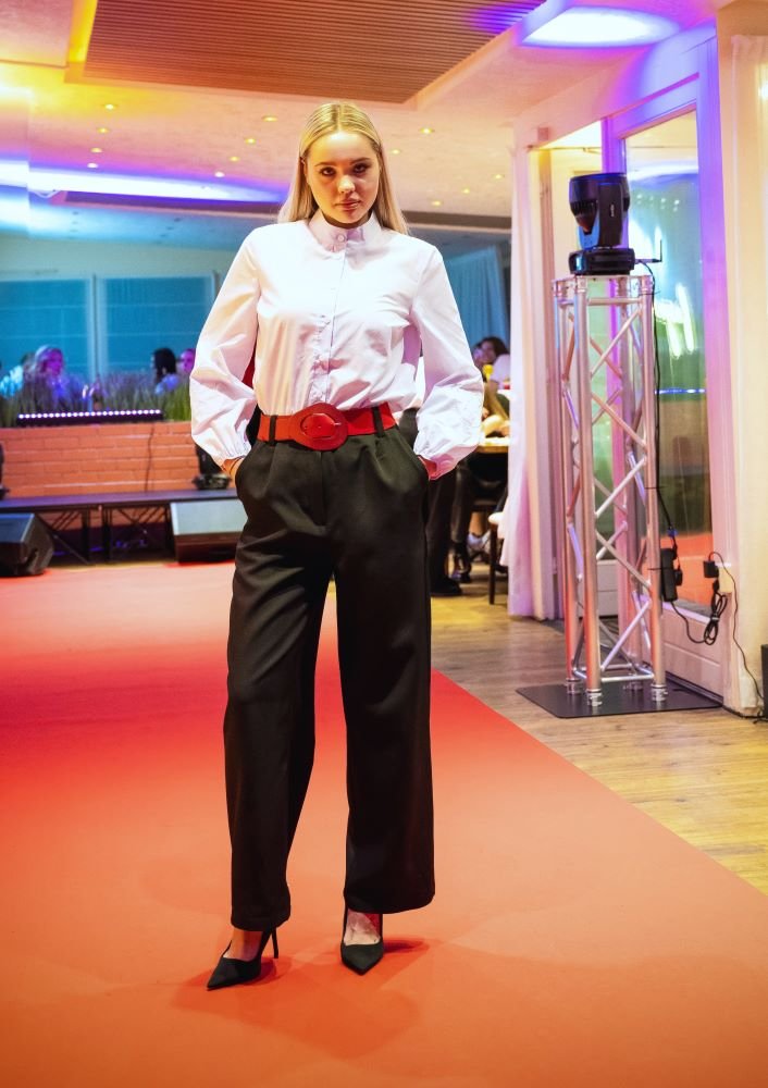 MoDiva: коли одяг має душу: дизайнерка Людмила Вороніна та модельєрка Світлана Сліпухіна - про моду, що говорить від серця