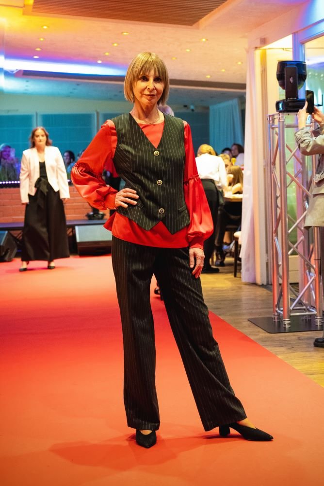 MoDiva: коли одяг має душу: дизайнерка Людмила Вороніна та модельєрка Світлана Сліпухіна - про моду, що говорить від серця