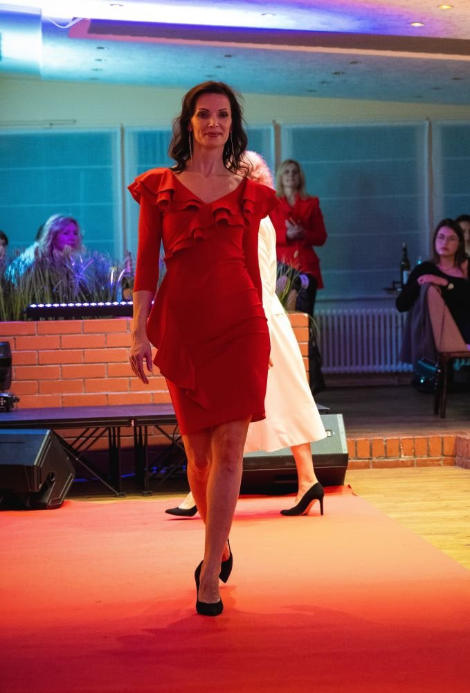 MoDiva: коли одяг має душу: дизайнерка Людмила Вороніна та модельєрка Світлана Сліпухіна - про моду, що говорить від серця