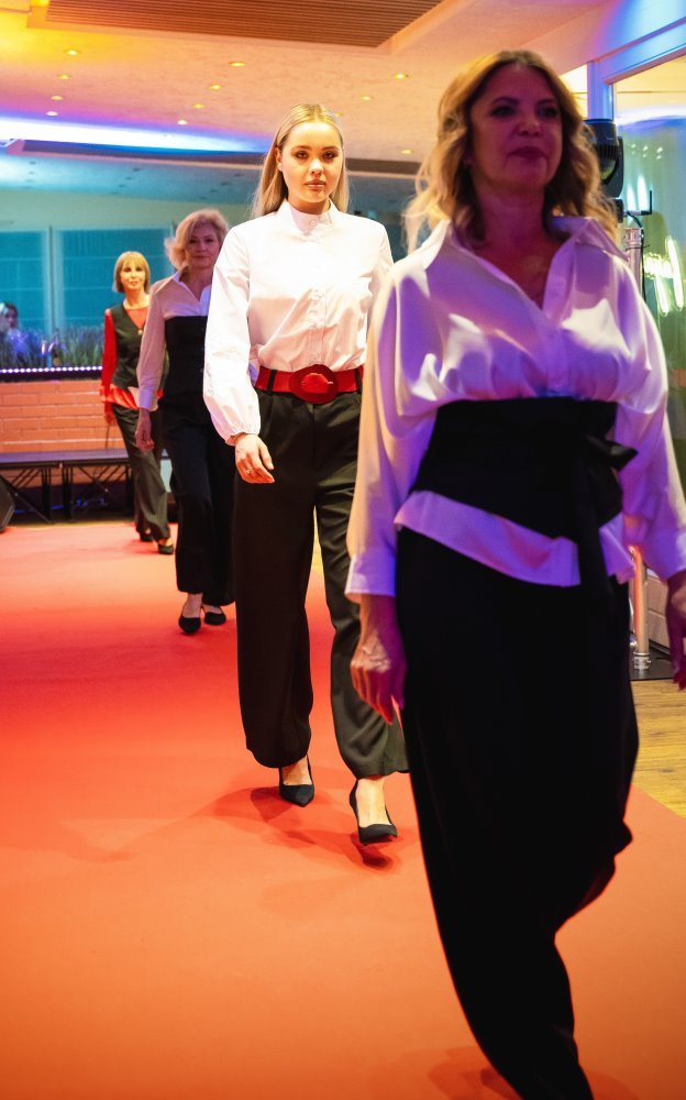 MoDiva: коли одяг має душу: дизайнерка Людмила Вороніна та модельєрка Світлана Сліпухіна - про моду, що говорить від серця