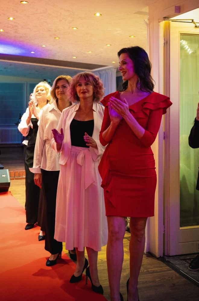 MoDiva: коли одяг має душу: дизайнерка Людмила Вороніна та модельєрка Світлана Сліпухіна - про моду, що говорить від серця