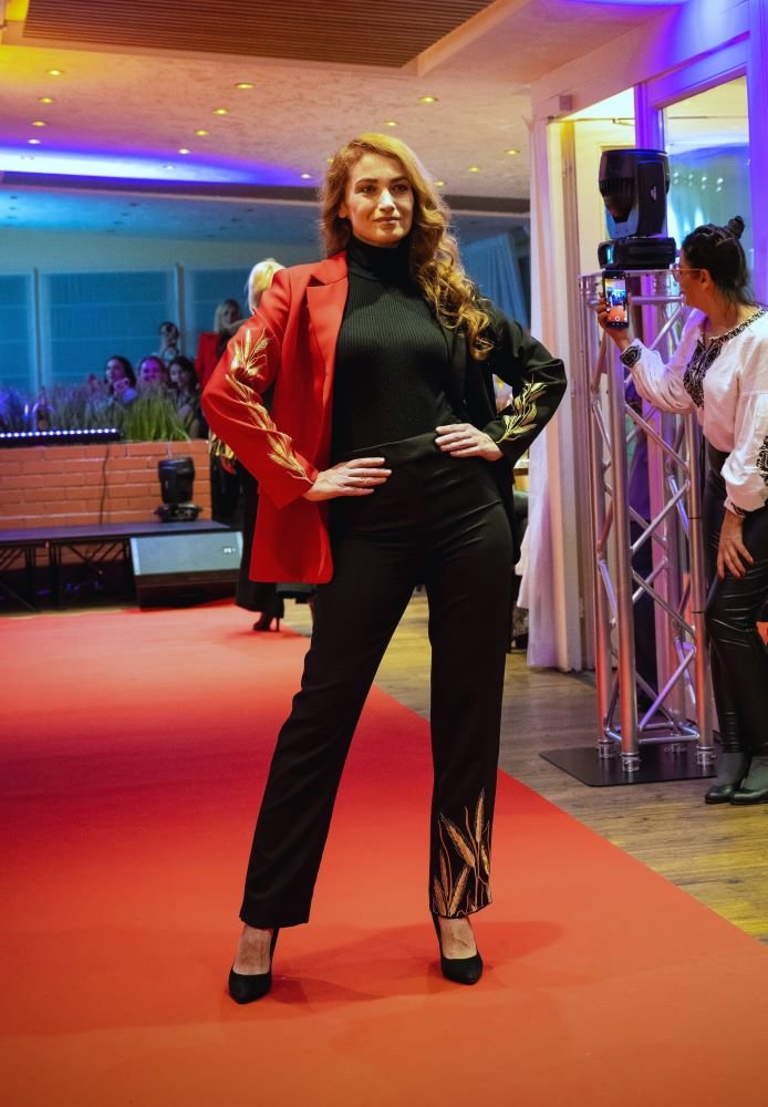 “Мова, вишита нитками”: Наталія Мала - про силу традиції, жіночність і культурну дипломатію у моді