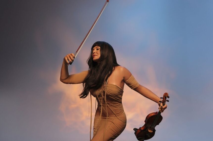 Ассія Ахат повертається на українську сцену з піснею «ALLO» Ассія Ахат повертається на українську сцену з піснею «ALLO»