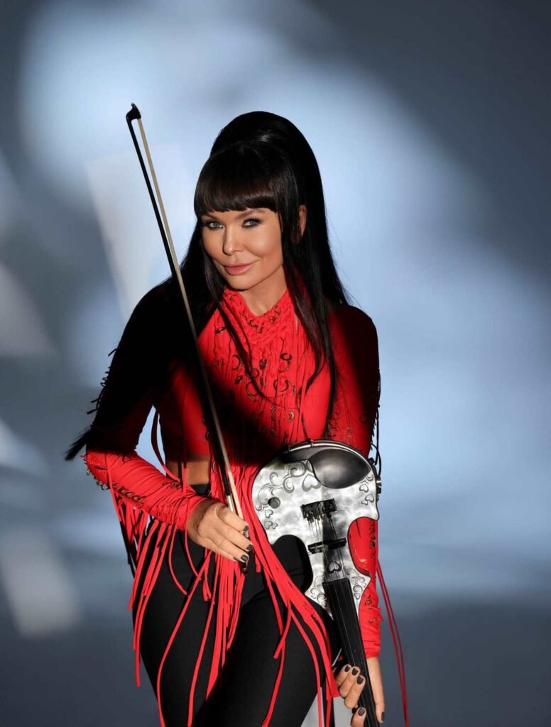 Ассія Ахат повертається на українську сцену з піснею «ALLO»