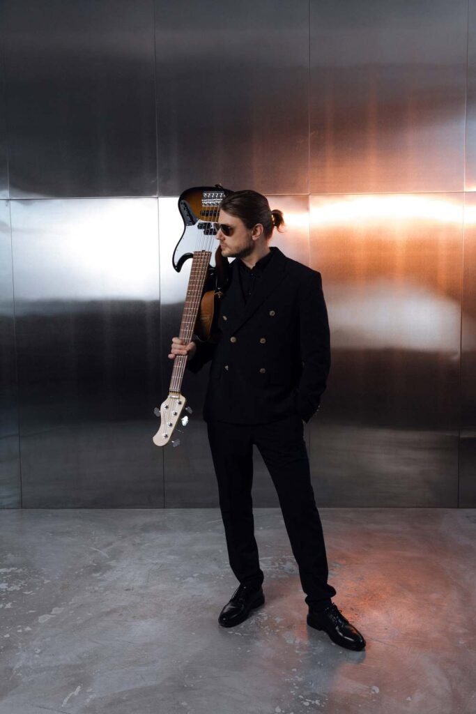 MAZEPA презентує «Недопита кава»: романтичний трек про неминучі зустрічі та пристрасть