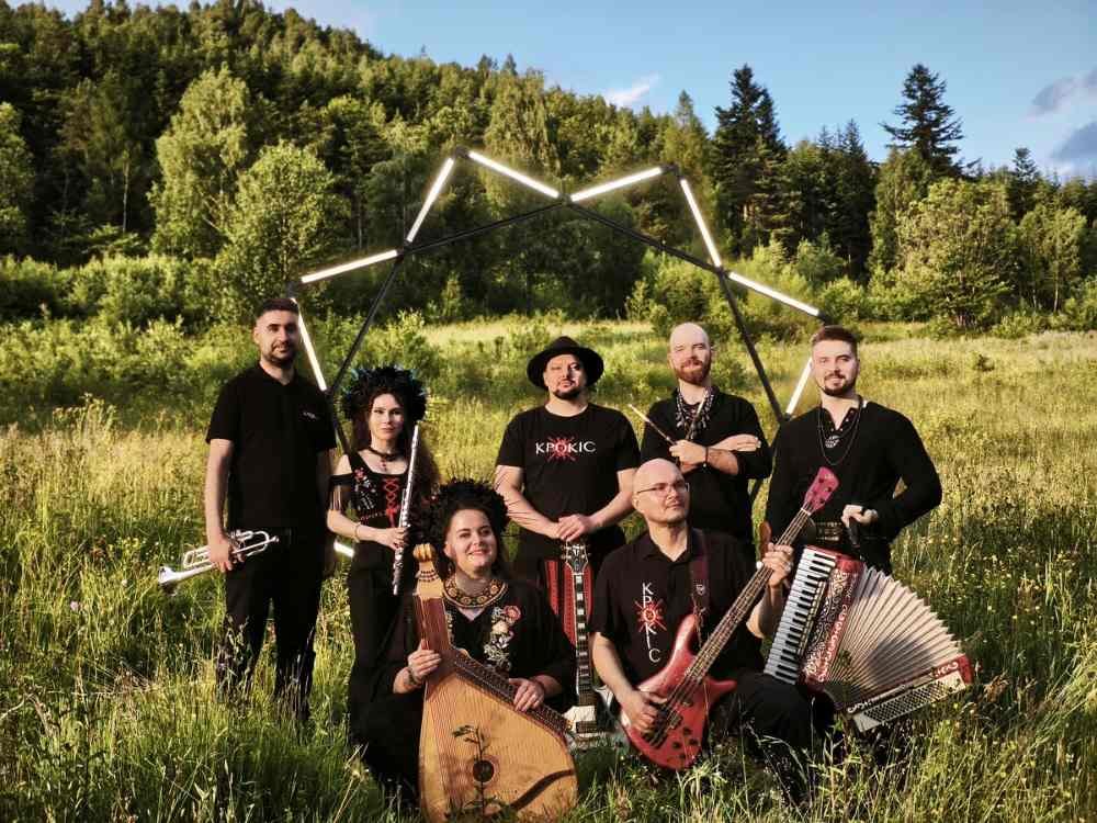 «Чортяки» від «КРОКІС»: містичний фольк-рок із атмосферою карпатських легенд