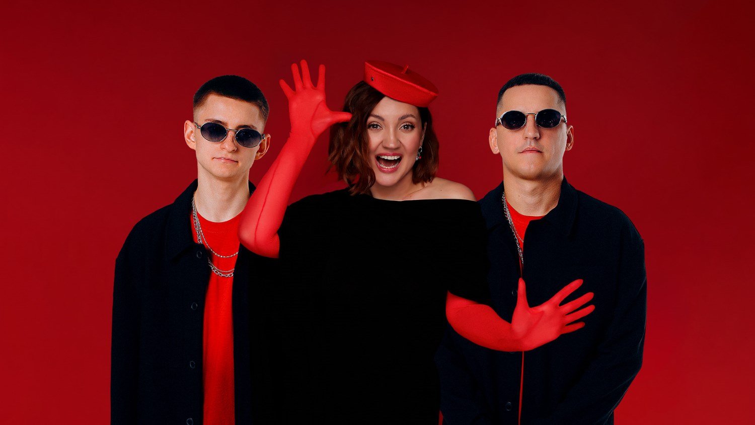 «Гадаю я, гадаю» знову звучить: KOLABA і Цибульська переосмислили легендарну пісню Мозгового