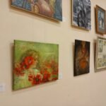 «Світло жінки»: у Літературно-меморіальному музеї-квартирі П.Г.Тичини представили благодійну експозицію живопису