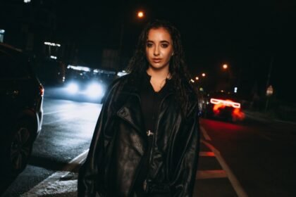 ANITA відкриває нову внутрішню глибину треком «А мама казала»