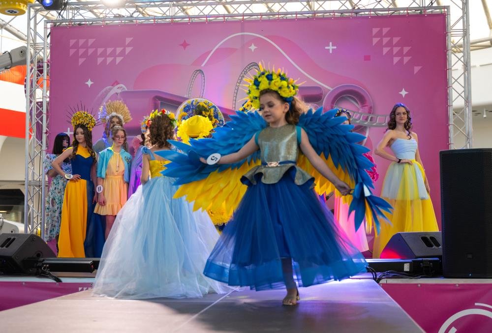 Сяйво весни та дитячі мрії: у Києві визначили переможиць конкурсу SPRING PRINCESS OF UKRAINE 2026