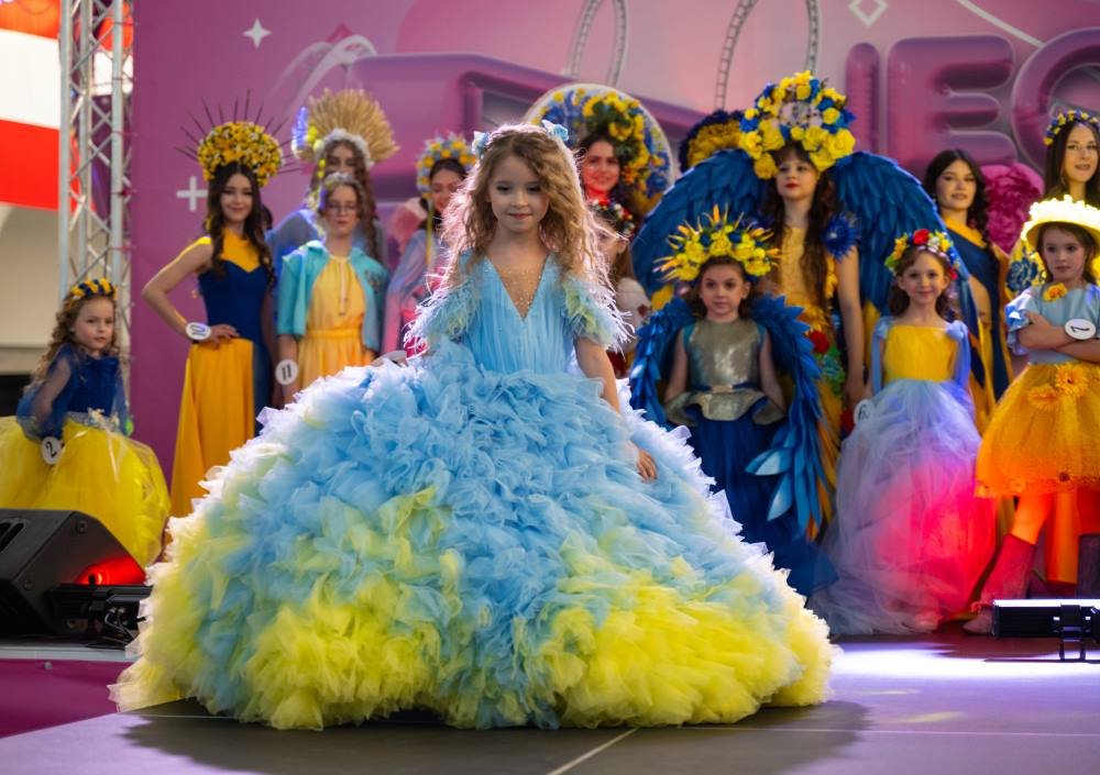 Сяйво весни та дитячі мрії: у Києві визначили переможиць конкурсу SPRING PRINCESS OF UKRAINE 2026