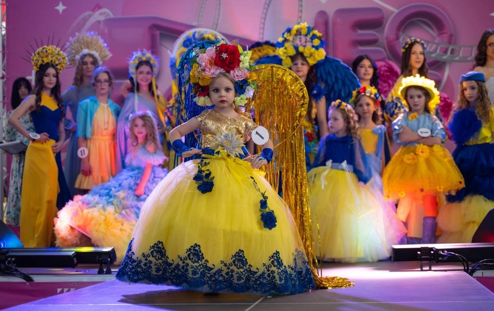 Сяйво весни та дитячі мрії: у Києві визначили переможиць конкурсу SPRING PRINCESS OF UKRAINE 2026