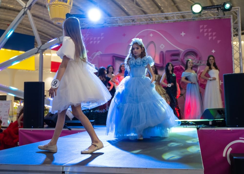 Сяйво весни та дитячі мрії: у Києві визначили переможиць конкурсу SPRING PRINCESS OF UKRAINE 2026