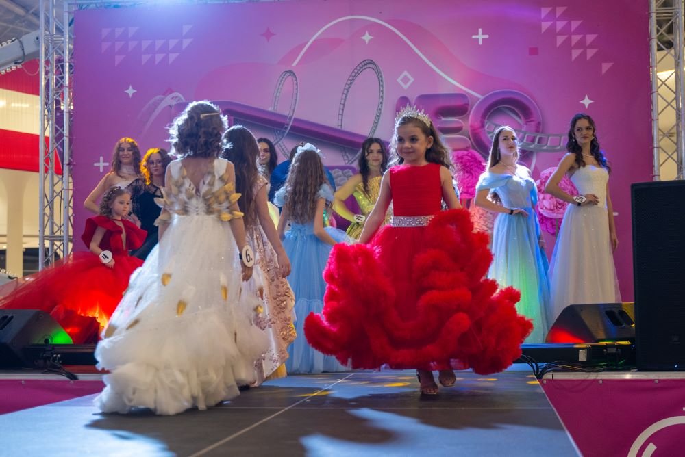 Сяйво весни та дитячі мрії: у Києві визначили переможиць конкурсу SPRING PRINCESS OF UKRAINE 2026