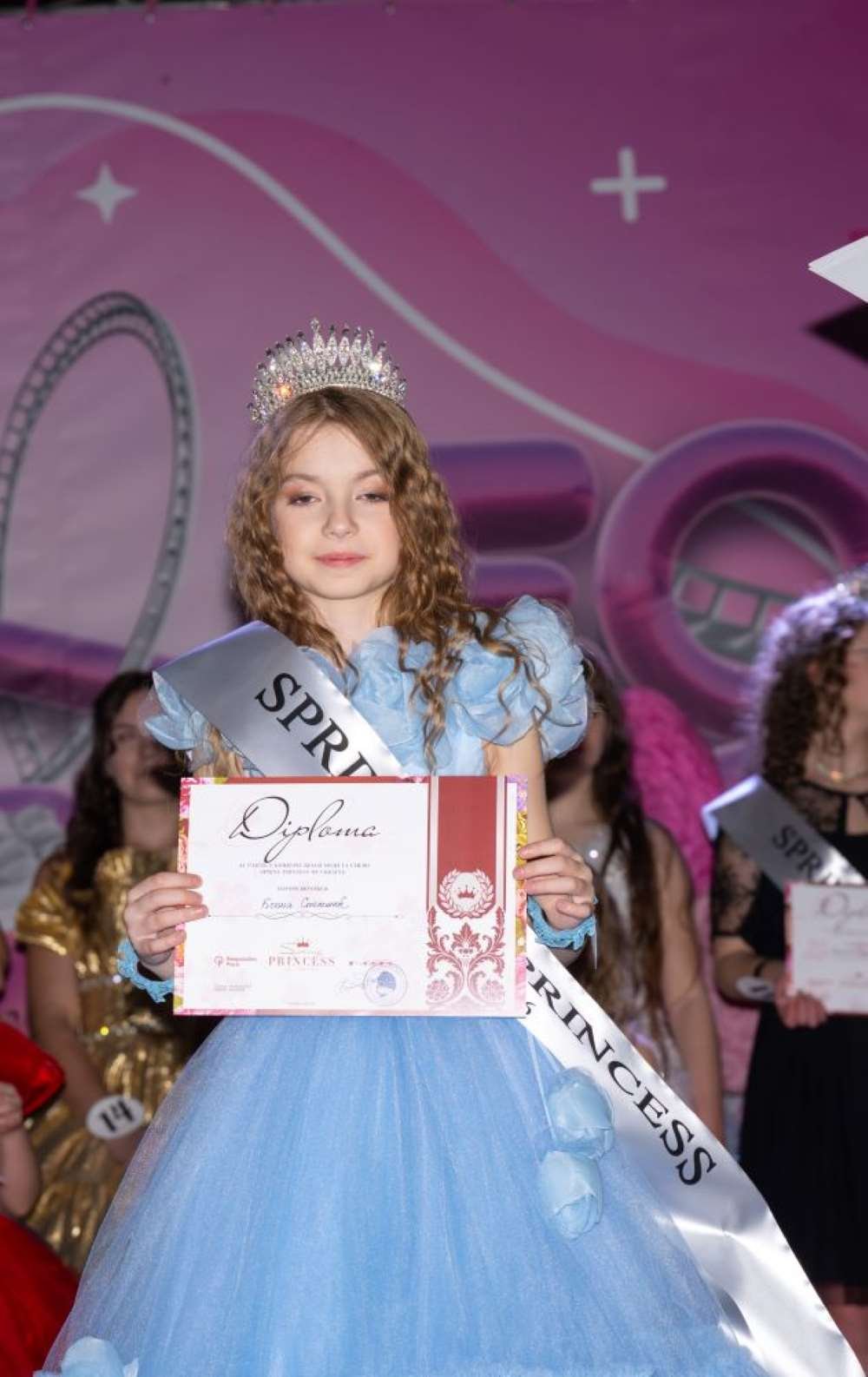 Сяйво весни та дитячі мрії: у Києві визначили переможиць конкурсу SPRING PRINCESS OF UKRAINE 2026