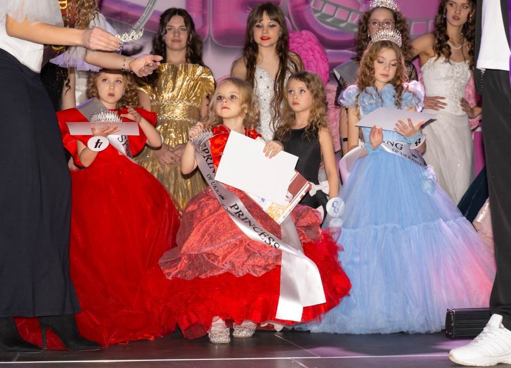 Сяйво весни та дитячі мрії: у Києві визначили переможиць конкурсу SPRING PRINCESS OF UKRAINE 2026