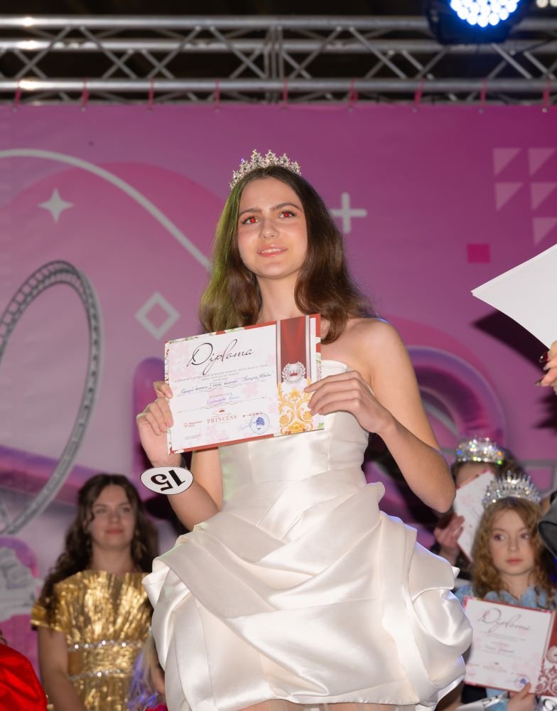 Сяйво весни та дитячі мрії: у Києві визначили переможиць конкурсу SPRING PRINCESS OF UKRAINE 2026