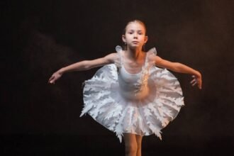 Восьмирічна Єва Буклів представила новий трек і кліп «Мрія»