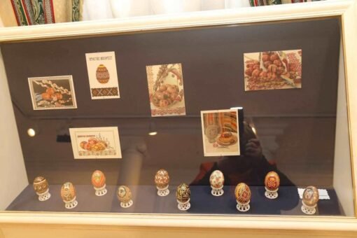 У Києві презентували виставку про традиції писанкарства