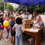 Дитинство не повинно чекати: благодійний проєкт «ЄДИНІ» та «На Шапку» організували особливий день для дітей Дитинство не повинно чекати: благодійний проєкт «ЄДИНІ» та «На Шапку» організували особливий день для дітей