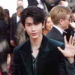 Чжан Лінхе на Каннському кінофестивалі: як один вихід у Gucci став прикладом ідеальної співпраці актора та світового бренду Чжан Лінхе на Каннському кінофестивалі (4)