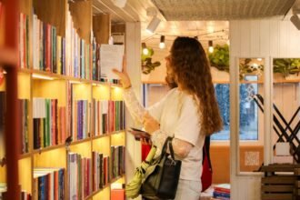 У Львові відкрили оновлений книжковий «Трамвайчик»: рідкісні видання, вініл і книги зі знижками У Львові відкрили оновлений книжковий «Трамвайчик»: рідкісні видання, вініл і книги зі знижками