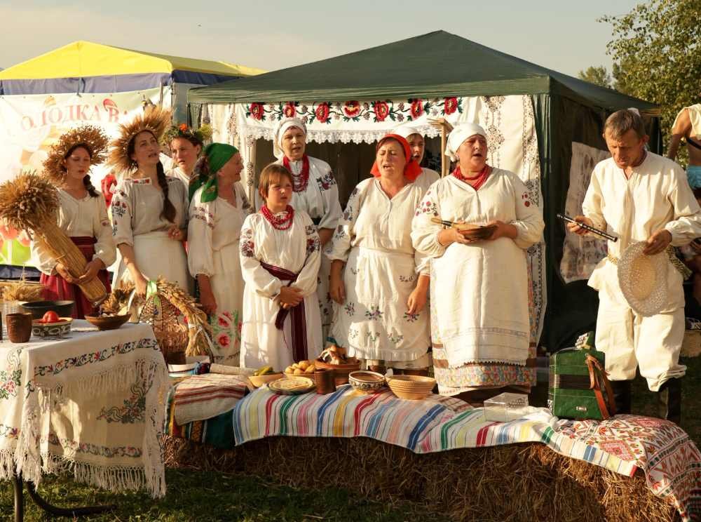«Культура єднає»: на Світязі відбувся фестиваль української спадщини, мистецтва та єдності «Культура єднає»: на Світязі відбувся фестиваль української спадщини, мистецтва та єдності